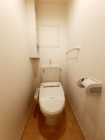 シンプルで使いやすいトイレです