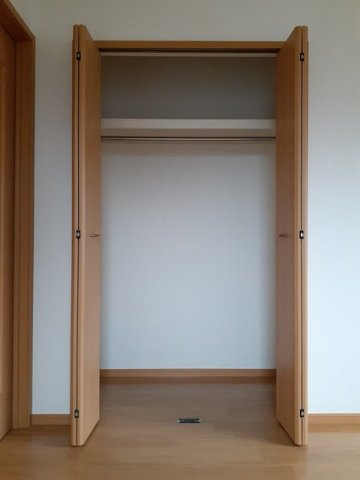 たっぷりとした収納スペースです