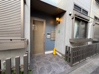 【エントランス】