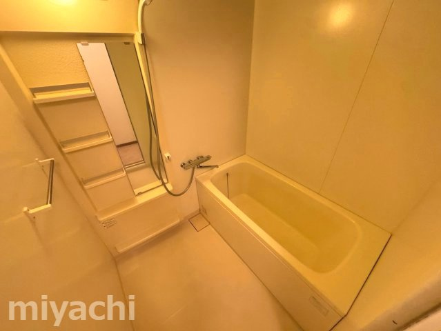 スペース・ドゥ川内の浴室