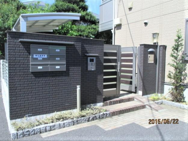 清潔なエントランスです