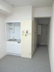 こちらの居間で趣味の時間をお楽しみください