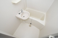 落ち着いた空間のお風呂です