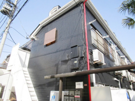 落ち着いた雰囲気の外観です