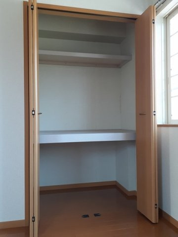 小物を収納するのに便利です