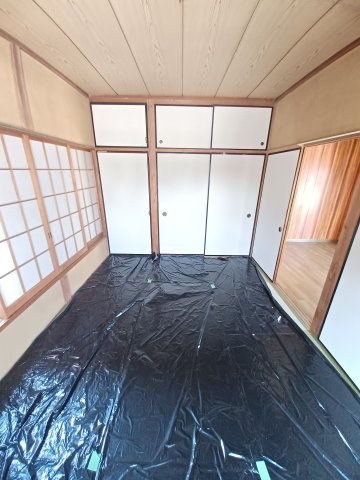 日本らしい落ち着いた雰囲気の和室です