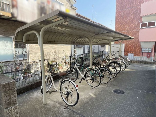 レオパレスデネブのその他