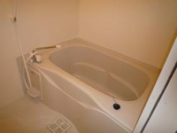 日々の疲れを癒すお風呂付です