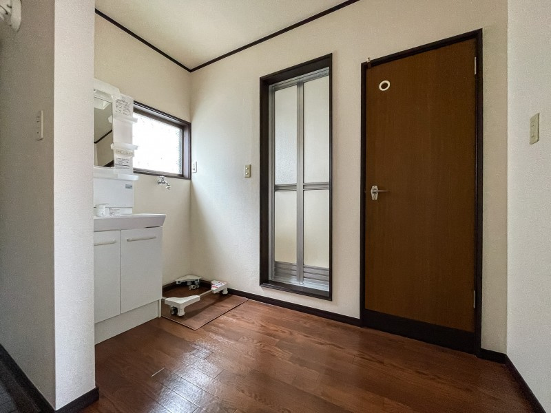 広い洗面スペース