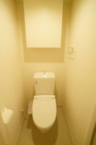 清潔感のあるトイレです