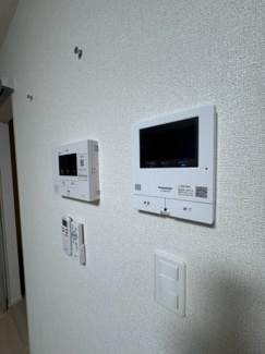 【セキュリティ】 | ストーキア | ※同タイプの別の部屋の写真です。