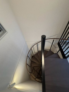 【内装】 | ストーキア | ※同タイプの別の部屋の写真です。