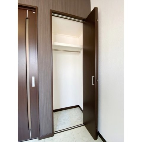 内装は落ち着いています