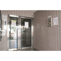 明るい色調の室内です