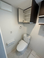 コンパクトで使いやすいトイレです