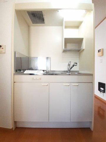 コンパクトなキッチンで掃除もラクラク