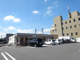 セブンイレブン足立鹿浜店まで352ｍ
