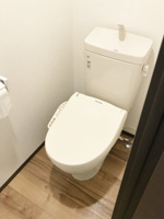 ゆったりとした空間のトイレです