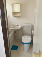 コンパクトで使いやすいトイレです
