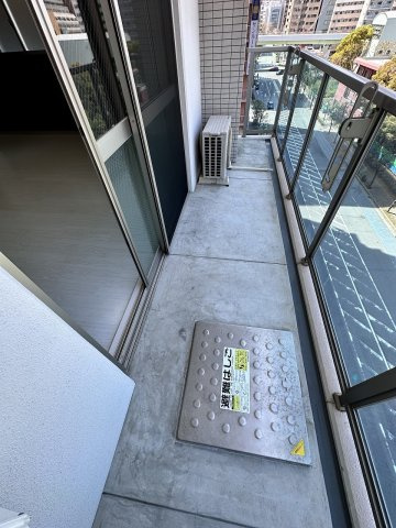 【バルコニー】