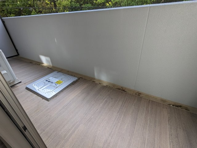 【バルコニー】