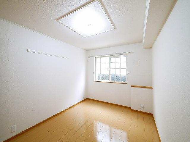 パラッツオ　エテルノの洋室|きれいな洋室です