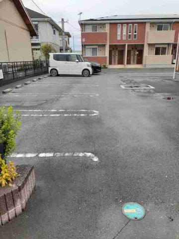 プリマヴェーラＢの駐車場
