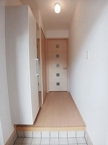 セトル与田の玄関