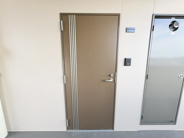 リベール大津の玄関