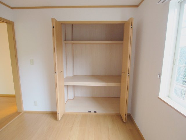 ガ－デンハウス大町の収納