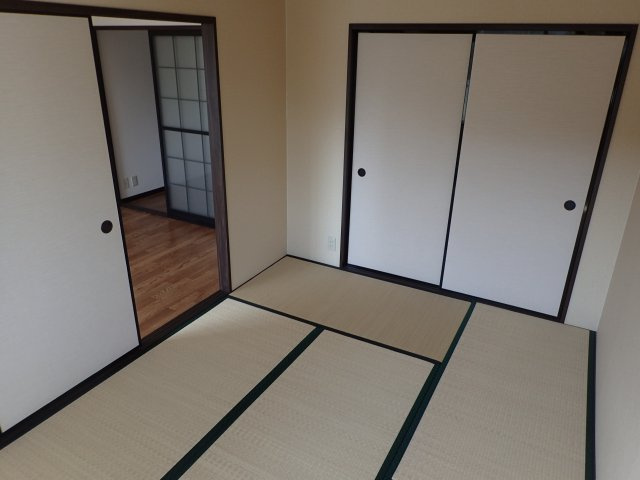 タウニーたねもの和室