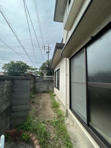常滑市山方町5丁目貸家の庭