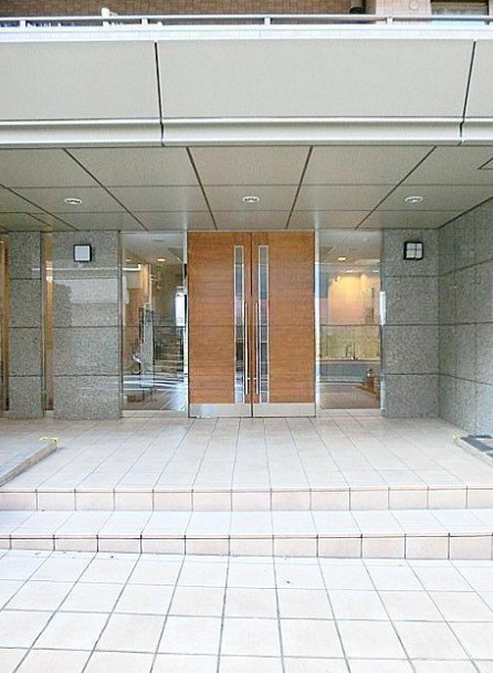 クリオ大塚壱番館のエントランス|建物の内部です