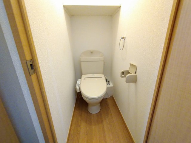 レオパレスアネックスリバティーのその他|温水洗浄便座設置