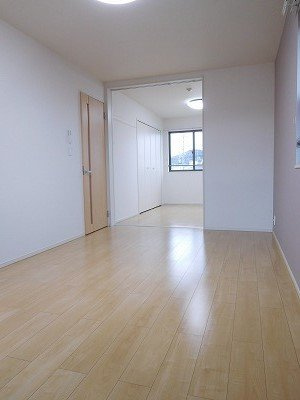 コッティ・ノイの居間・リビング