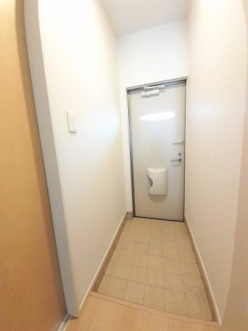 シェリールＢの玄関