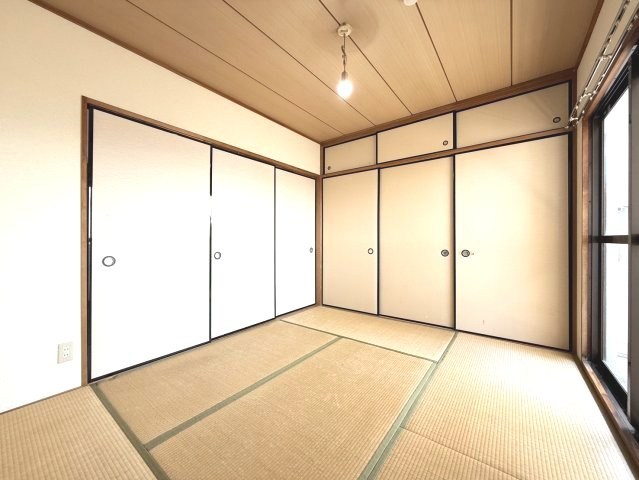 祥栄ビルの和室|6.0帖の和室