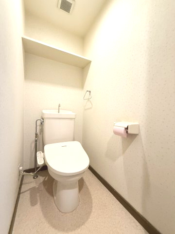 祥栄ビルのトイレ|ゆったりとした空間のトイレです