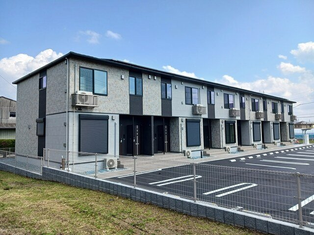 カルフール上津の外観