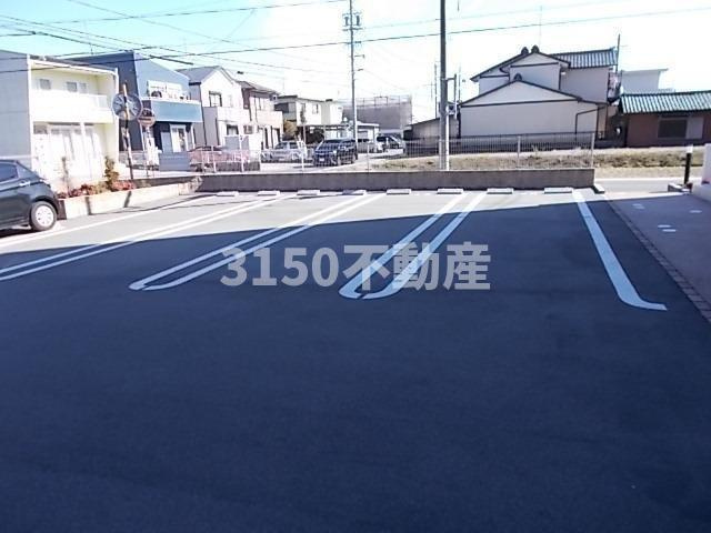 フェリシアの駐車場|駐車場があります