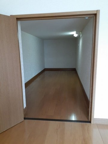 サンライズ弐番館の収納