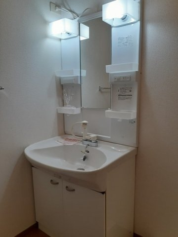 サンライズ弐番館の洗面所