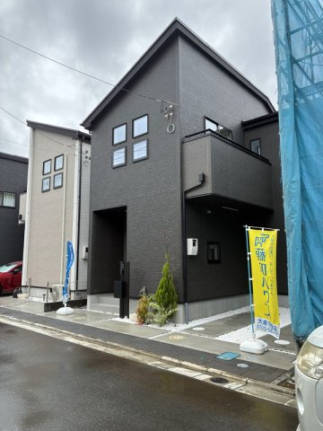新座市池田4丁目2戸建の外観