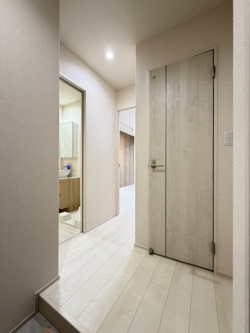フジパレスsun eight1の玄関