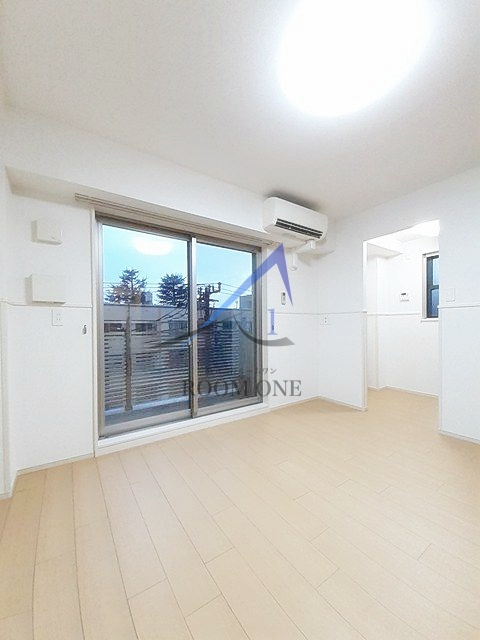 サンロード　Ｉｓｈｉｉの居間・リビング|洋室のお部屋です。