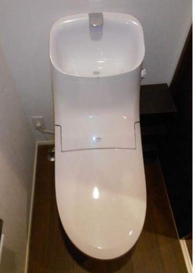 新宿区北新宿1丁目住宅のトイレ|トイレです