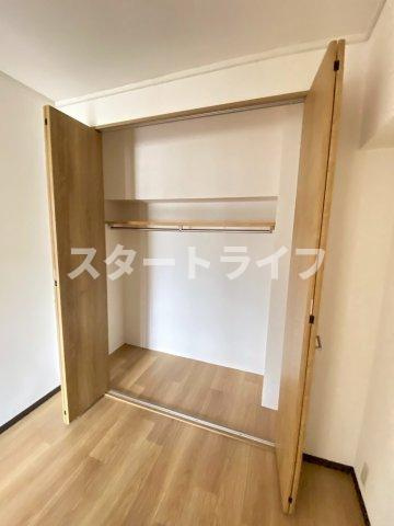大阪市淀川区宮原１丁目の賃貸マンションの収納
