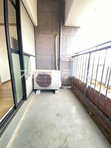 大阪市淀川区宮原１丁目の賃貸マンションのバルコニー