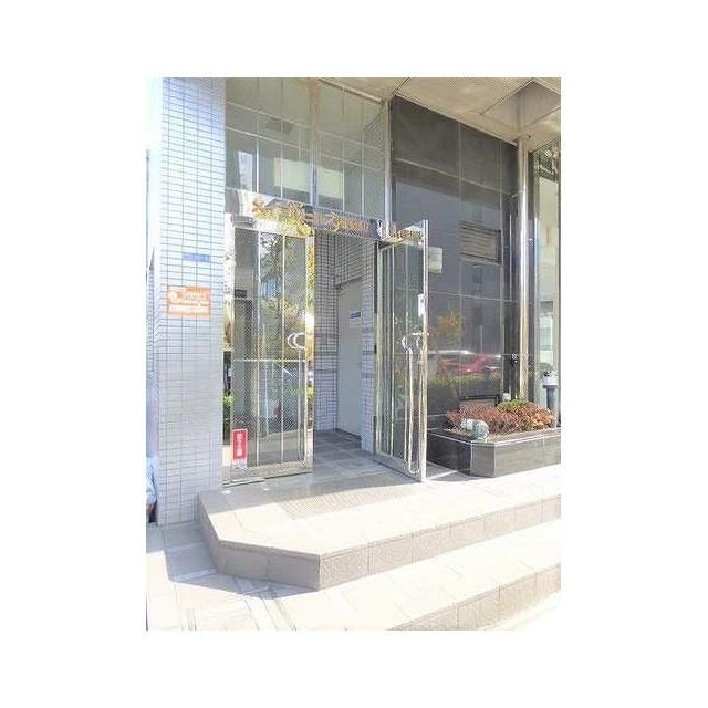 メイプルヒルズ滝野川のエントランス|清潔なエントランスです