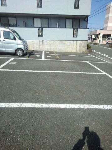 エンゼルハイツⅡの駐車場